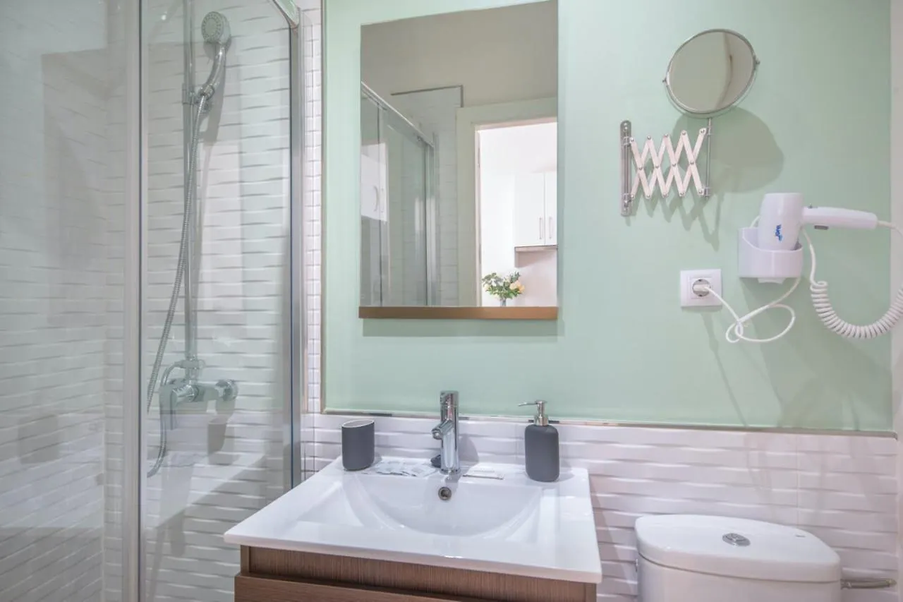 Mosquera Studio Apartment Malaga